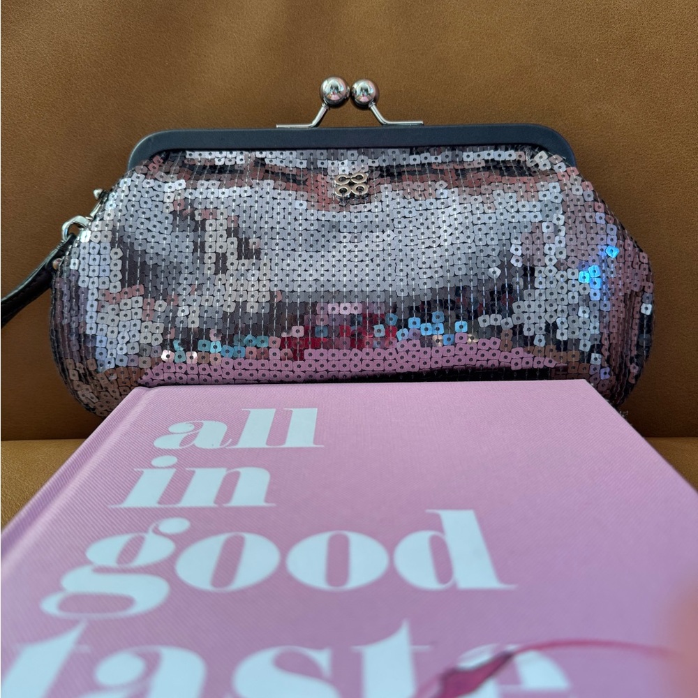 Coach Audrey Sequin Clutch Wristlet with Kiss Lock NEW